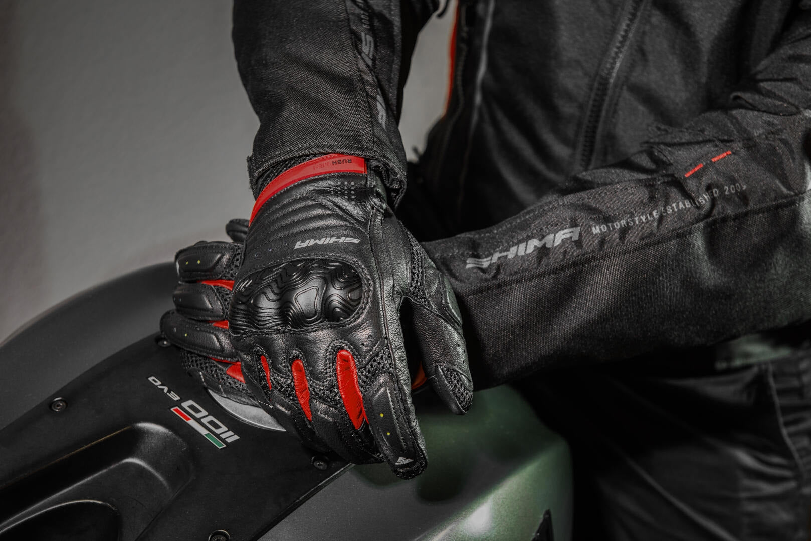 SHIMA RUSH MEN GUANTES RED - SECURTEX MOTOR S.L (t/a MaximoMoto)