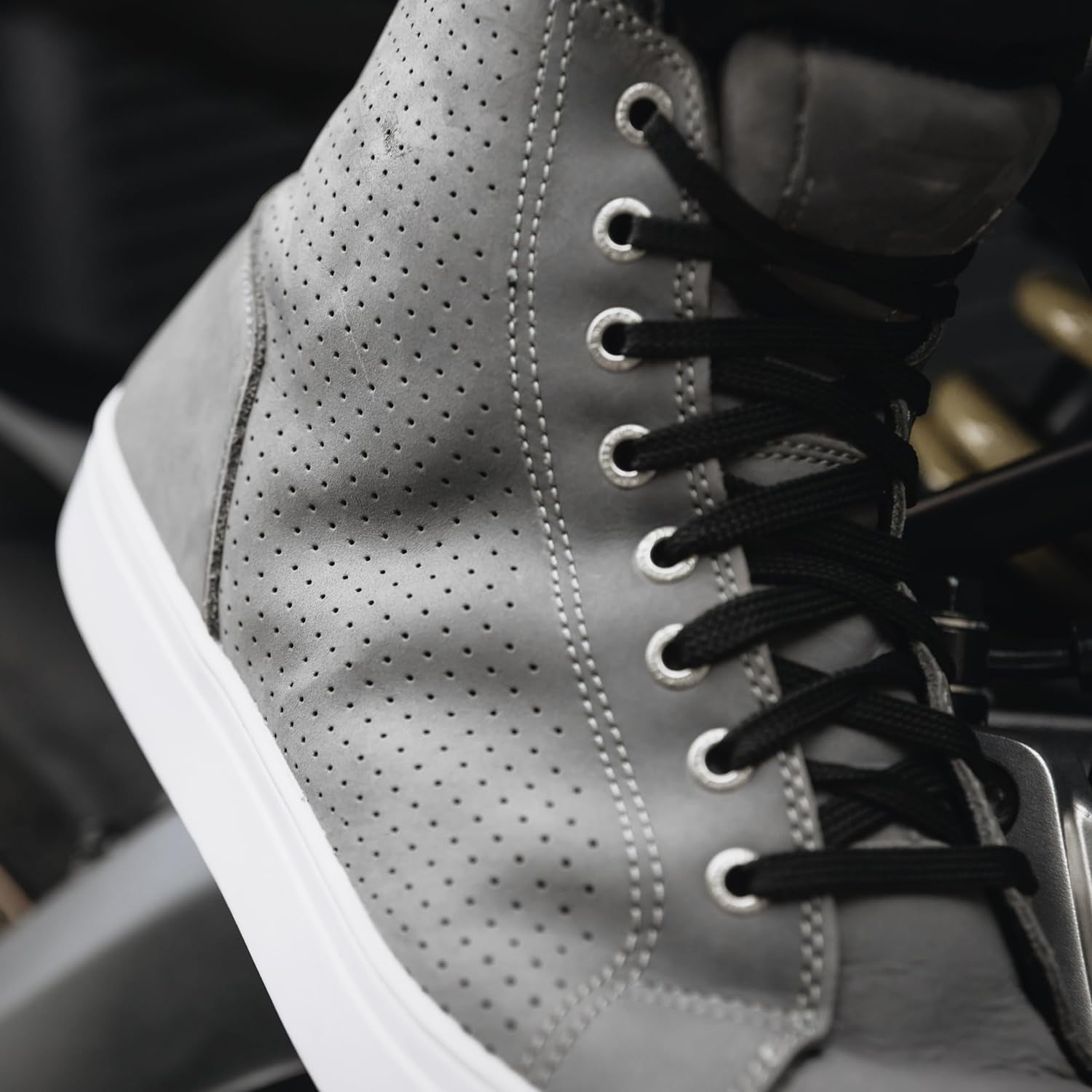 REBEL HORN - BOTAS URBANO MAN TRAMP II GREY - SECURTEX MOTOR S.L (t/a MaximoMoto)