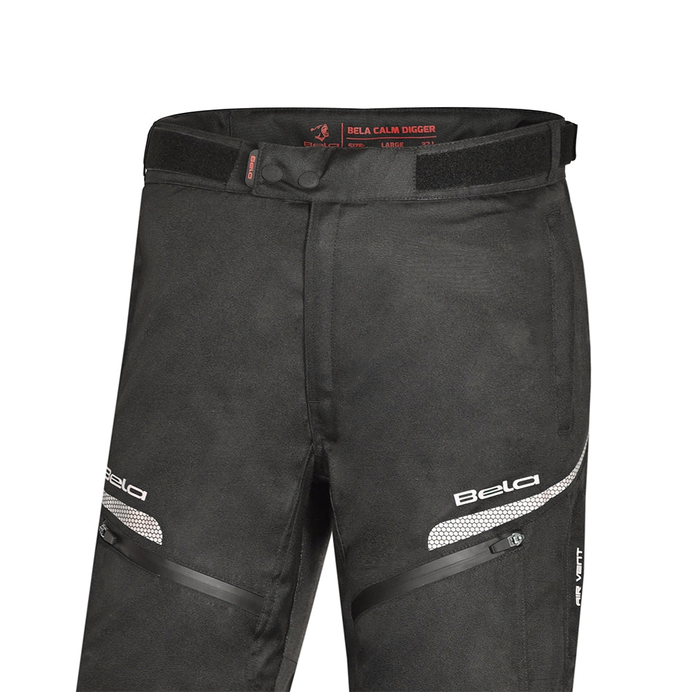 BELA - Pantalon Calm Digger Man 32L Negro/Rojo - SECURTEX MOTOR S.L (t/a MaximoMoto)