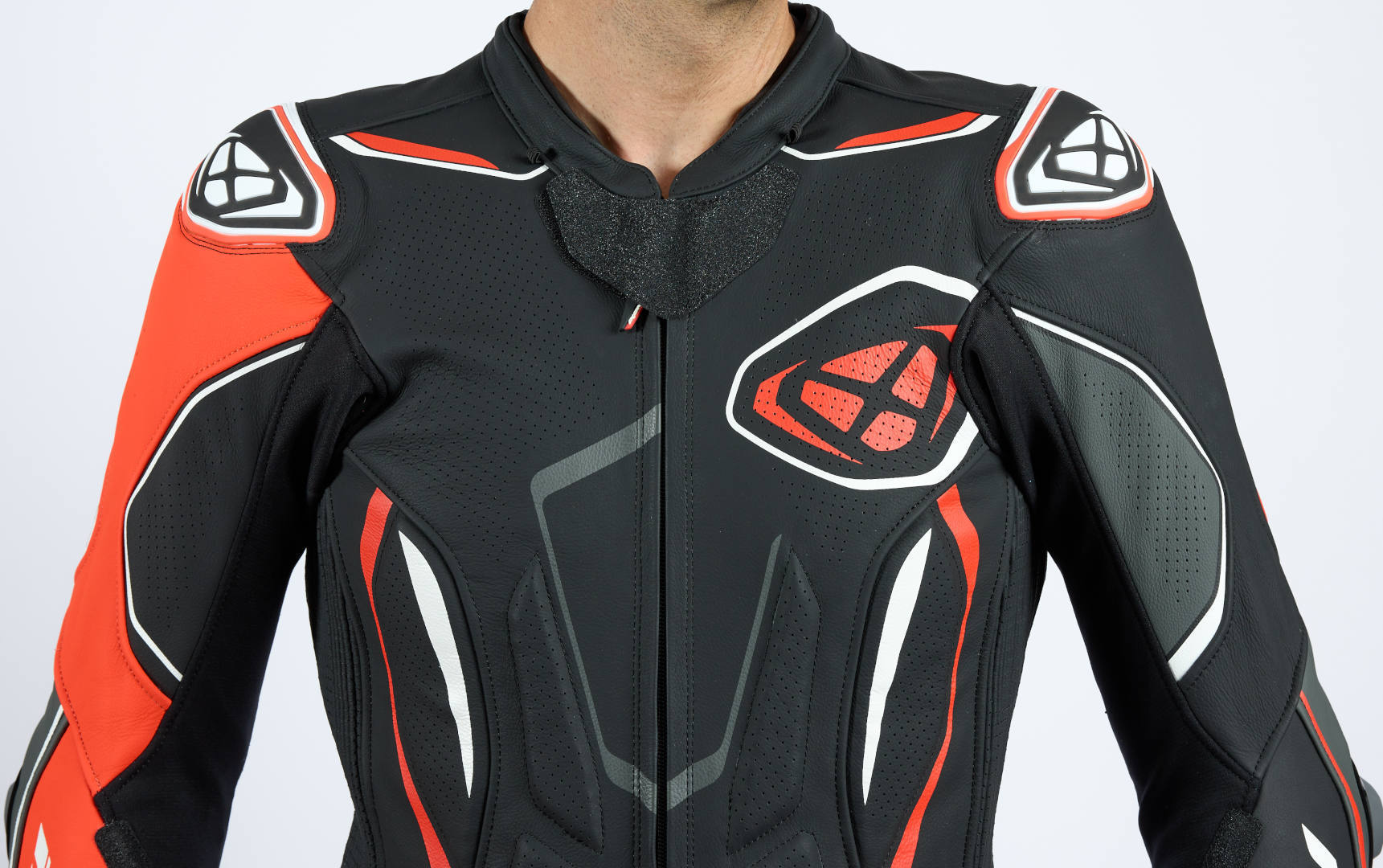 IXON DEMONIO 1 PIEZA HOMBRE MOTO TRAJE DE CUERO NEGRO ROJO BLANCO