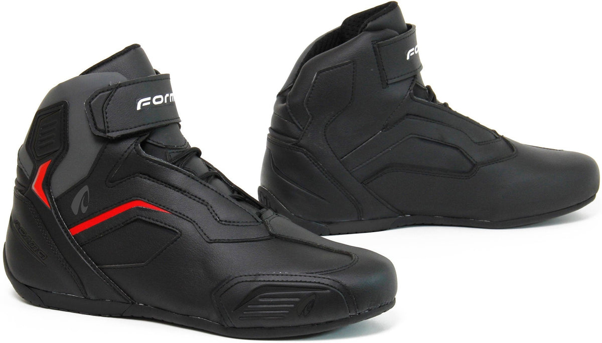 FORMA- BOTAS STINGER DRY BLACK - BOTAS