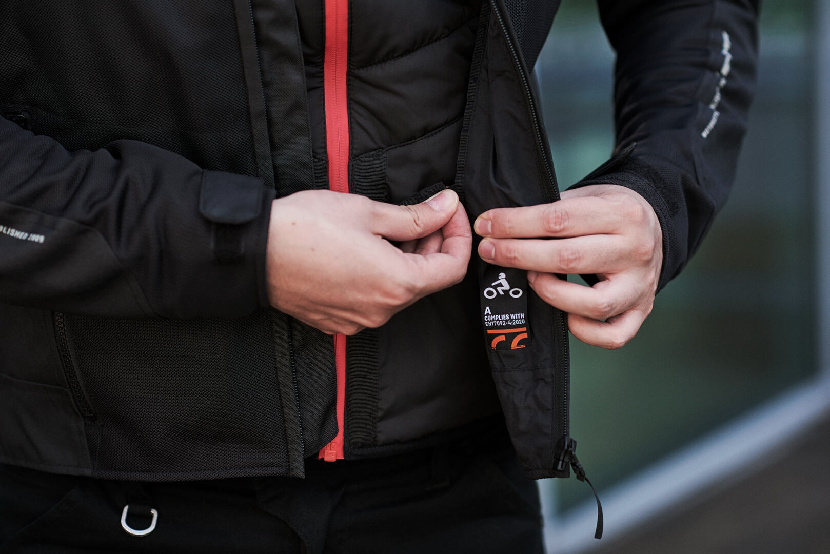 SHIMA WARMUP CHAQUETA NEGRO - SECURTEX MOTOR S.L (t/a MaximoMoto)