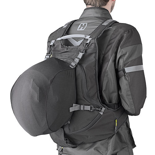 GIV EA104C Mochila expandible casco de motocicleta de 22 L